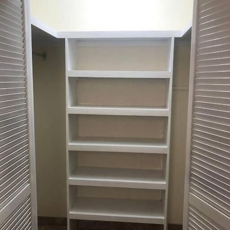 Kelly'S Studio Apartment - Rental Near Airport, Amenities And Bus Route Saint Philip Extérieur photo